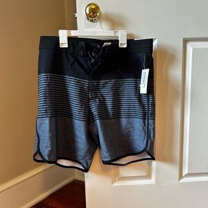 NWT Old Navy Men’s Board Shorts